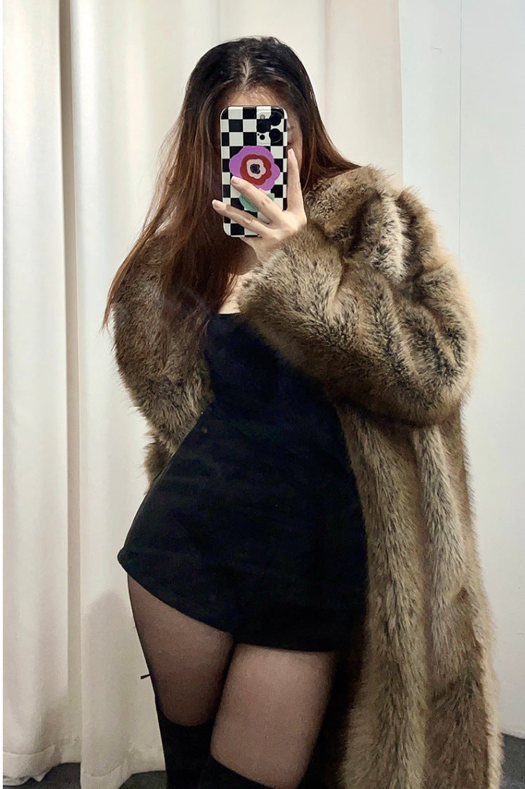 Extended Green Collar Fashion Fox Fur Coat