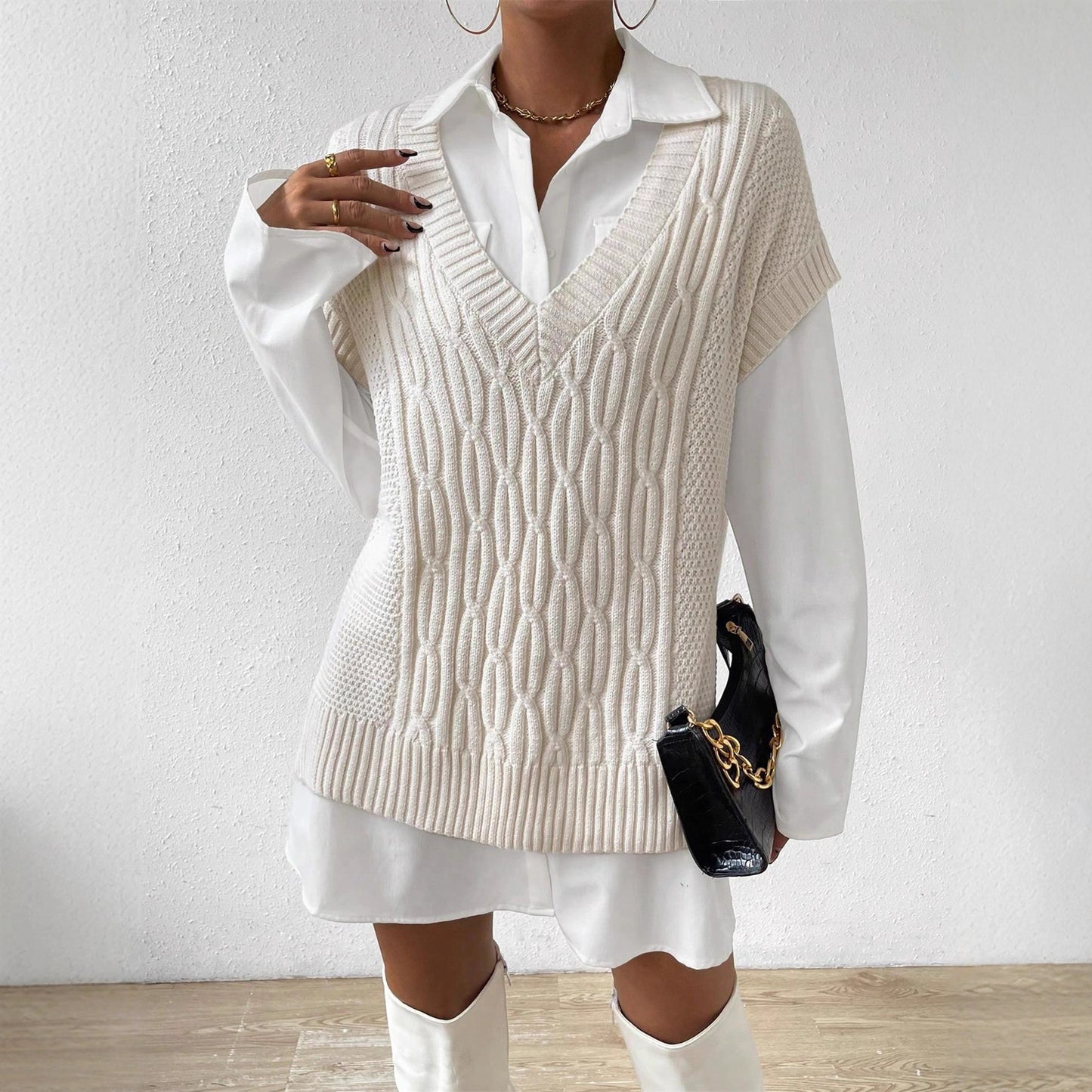 Loose Sleeveless Knit Vest – Casual & Stylish